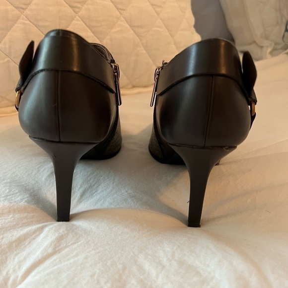 Bandolino Leather Heeled Bootie Brown Animal Skin Pattern Gold Hardware Sz 8.5M - Picture 5 of 11